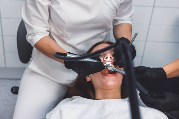 Best Emergency Tooth Extraction in Round Lake Park, IL